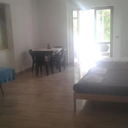 Lucia Affitta Guest house